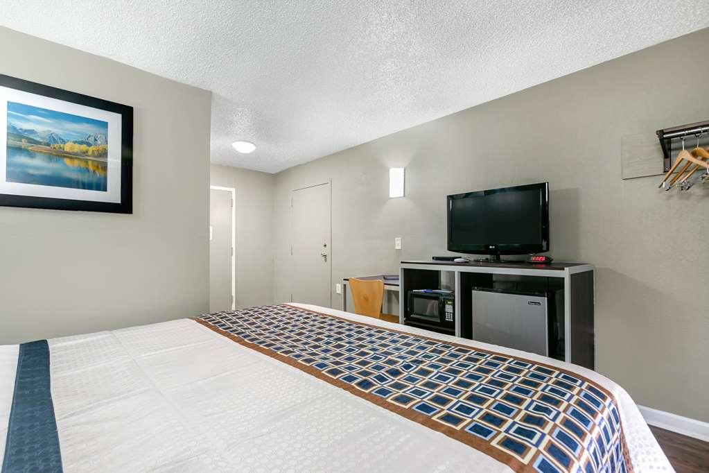 Knights Inn Bristol Levittown Habitación foto