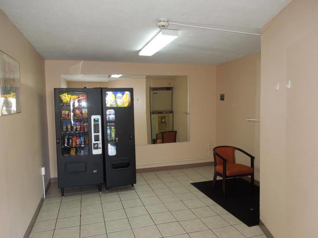 Knights Inn Bristol Levittown Exterior foto
